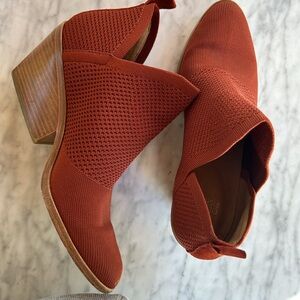 EILEEN FISHER slip-on Joss Knit Bootie 9.5